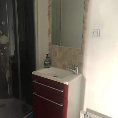 Pansiyon Petit Studio 12 M2 Et Place De Parking Gratuite